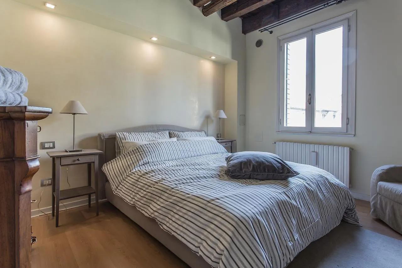 アパート Casa Tadi Padova Centroアパートメント
